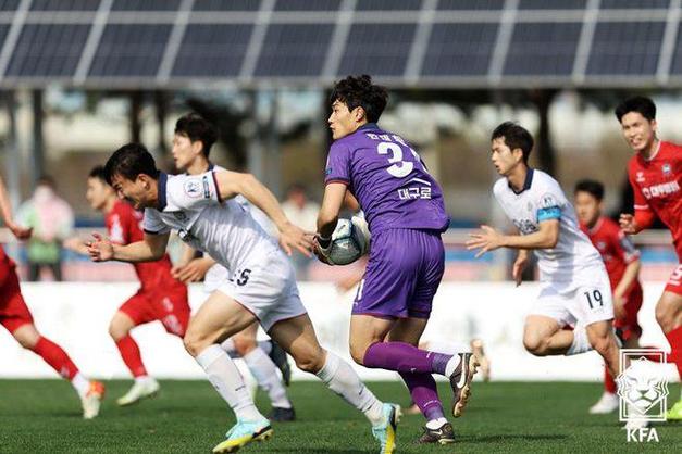 韩国职业联赛足球